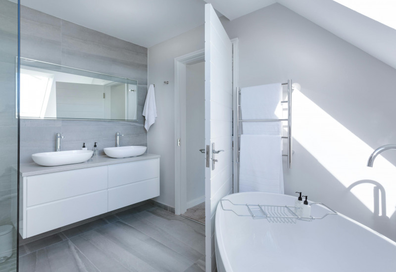 Ремонт на баня: Какво да вземем предвид при избора на плочки и материали